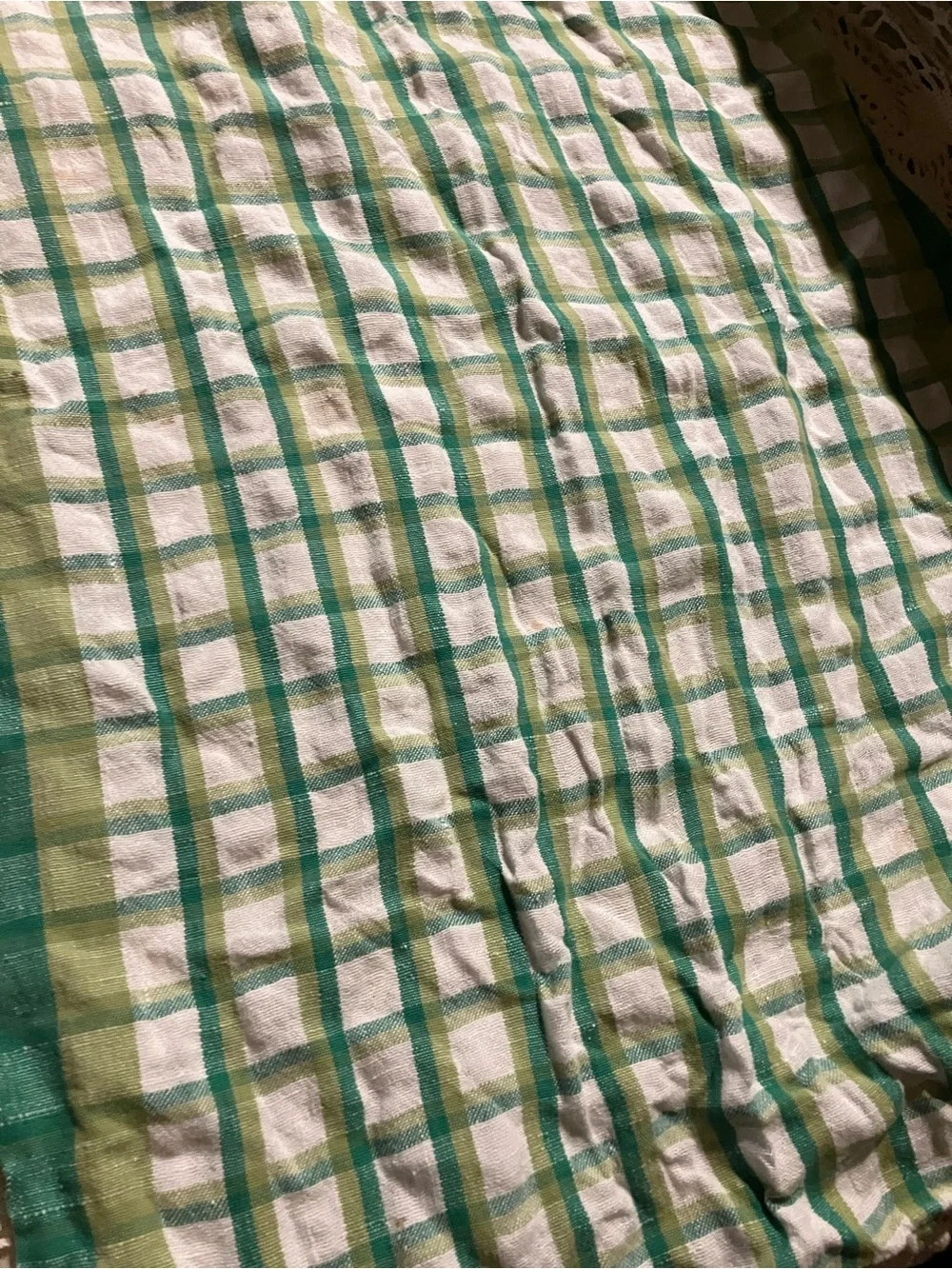 Vintage lot of 4 linen dish towels